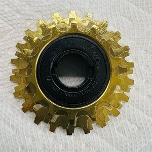 NOS SUNTOUR PRO COMPE 8.8.8 BICYCLE FREEWHEEL, 5 SPEED 14/22 GOLD COLOR - 1980s